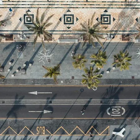 The Poolside Haven, Azure Dreams Apartment