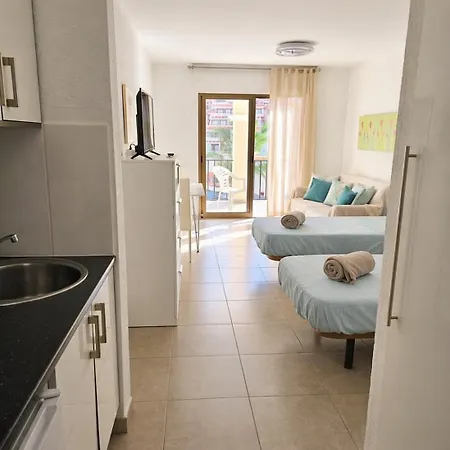 The Poolside Haven, Azure Dreams Lejlighed Los Cristianos (Tenerife)