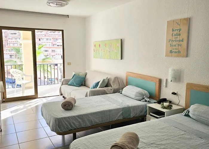 The Poolside Haven, Azure Dreams * Los Cristianos (Tenerife)